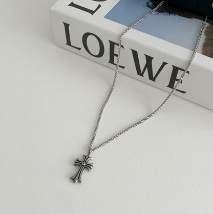 Silver surgical necklace (十字架)