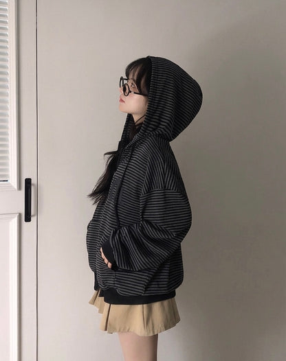 拉鍊連帽外套