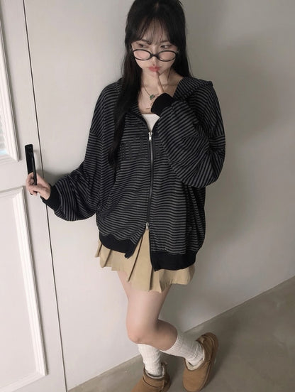 拉鍊連帽外套