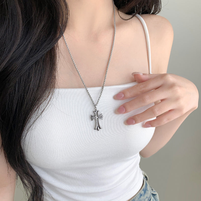 Silver surgical necklace (十字架)
